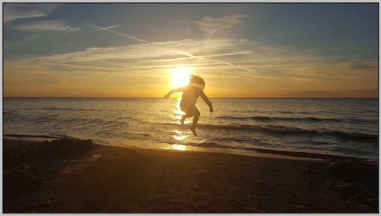 דראנסקה Ddr Wohnwagen Qek Direkt Am Strand מראה חיצוני תמונה